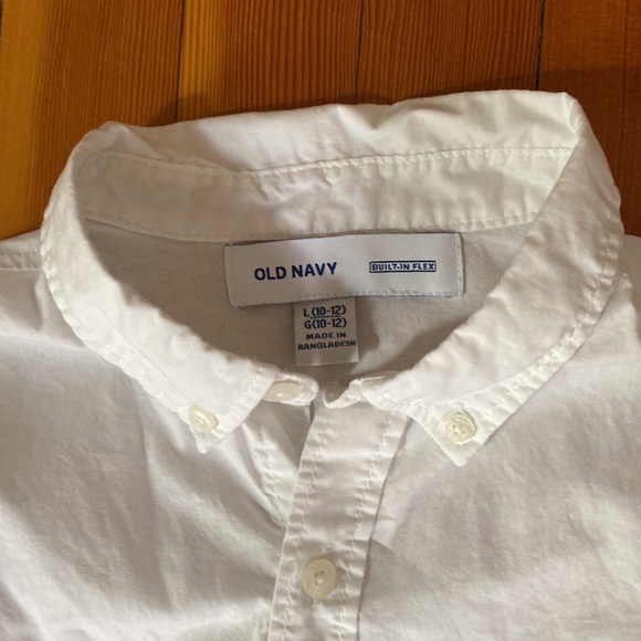 2-for-1 Old Navy, Built-in Flex shirt - Picture 3 of 3